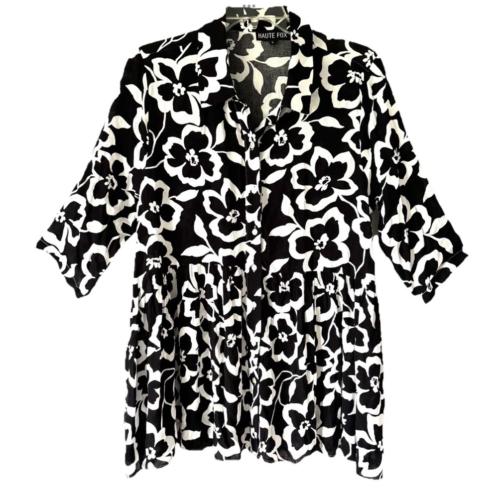 Haute Fox Floral Button Down Tunic